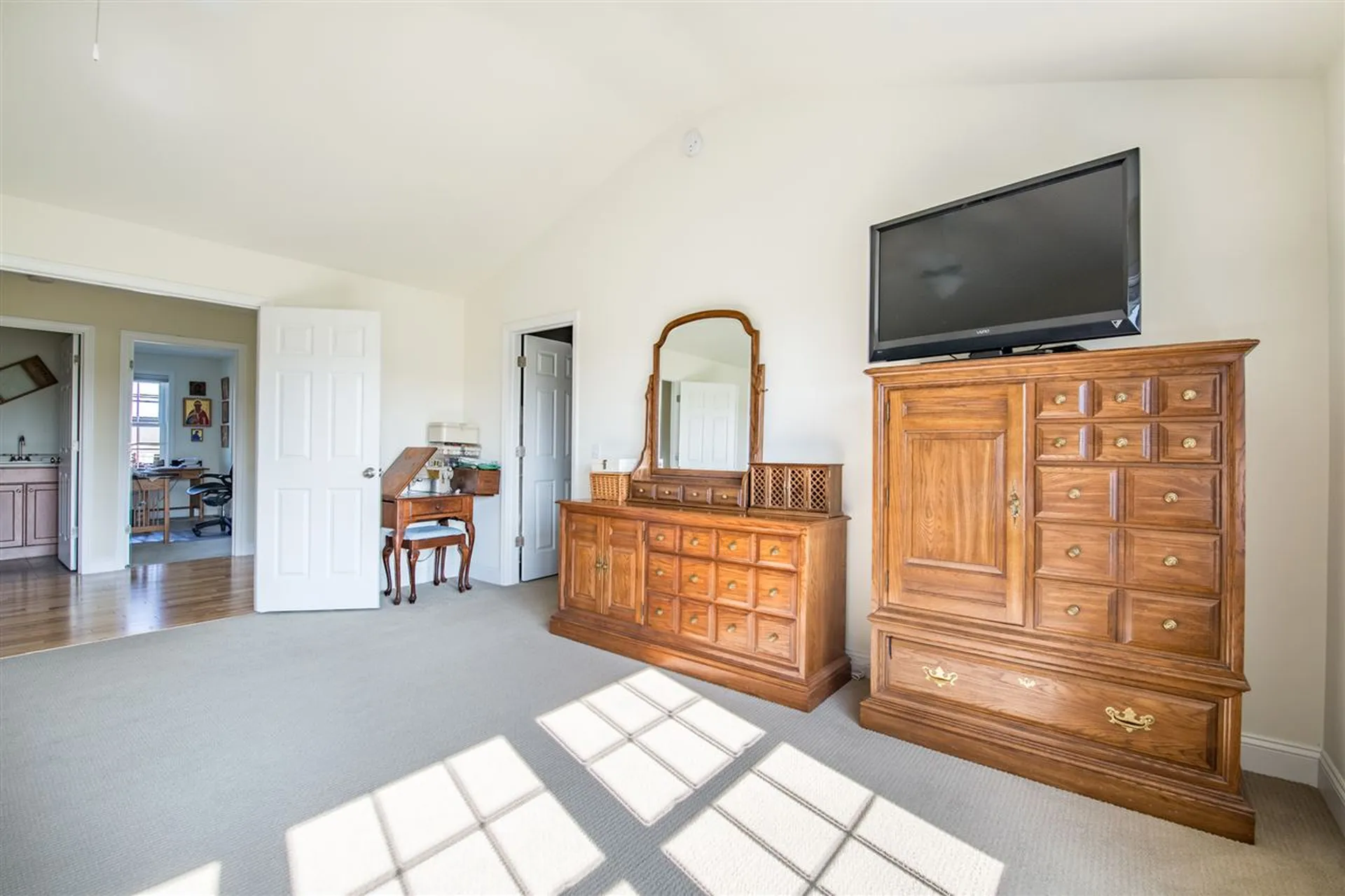 159 Sommerfield Avenue South Burlington VT 05403