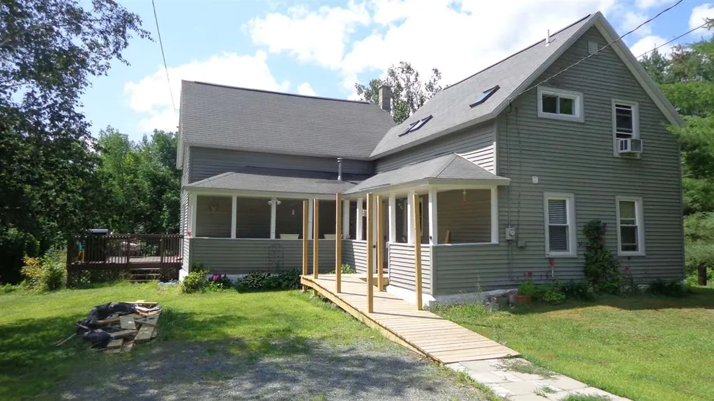 69 Jimtown Road Gorham NH 03581