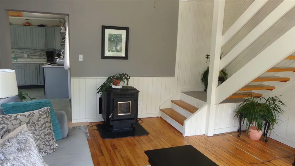 69 Jimtown Road Gorham NH 03581