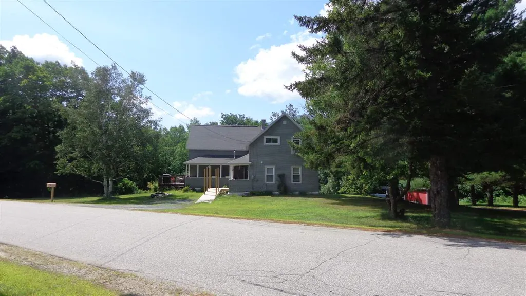 69 Jimtown Road Gorham NH 03581