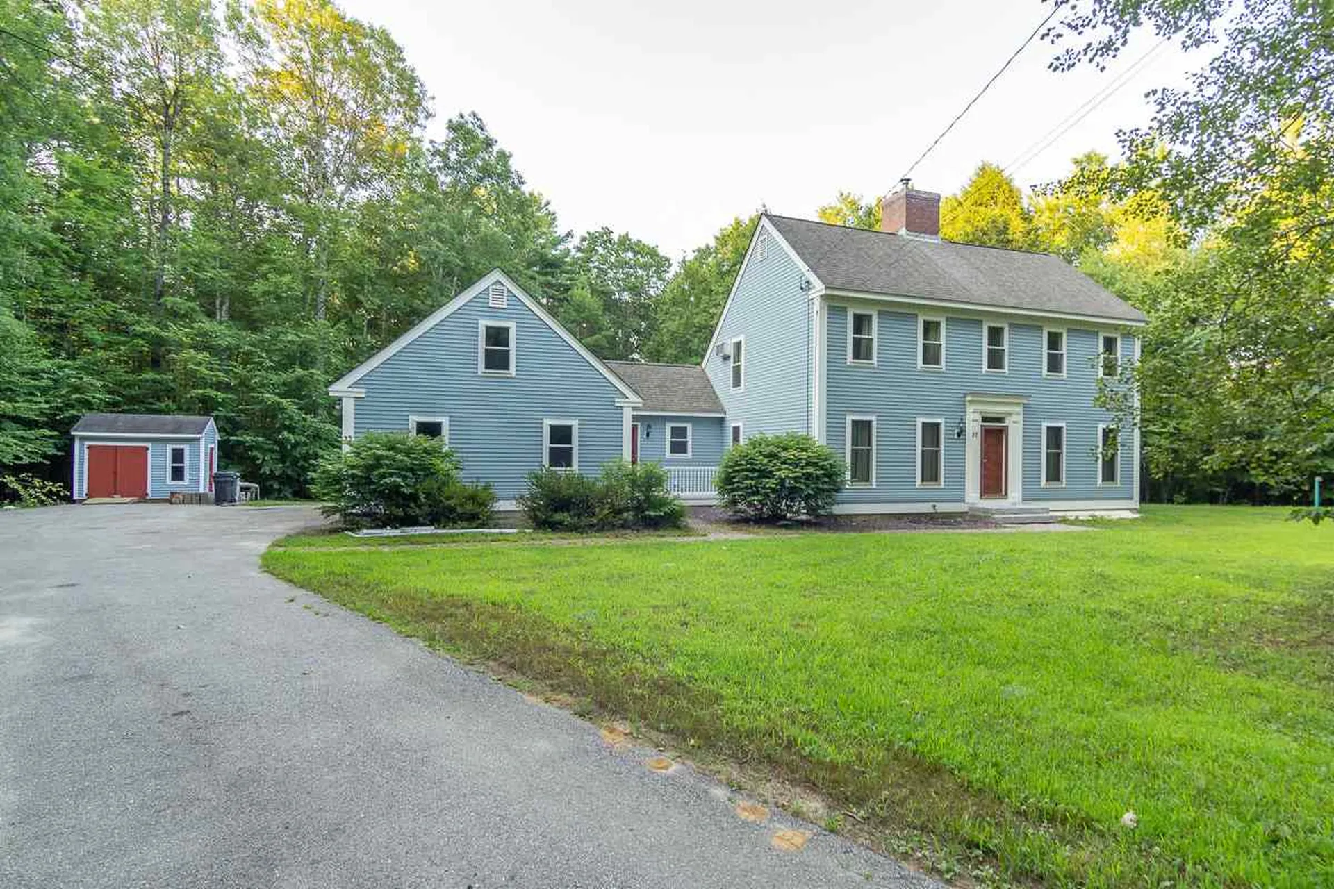 37 Sawyer Lane Barrington NH 03825