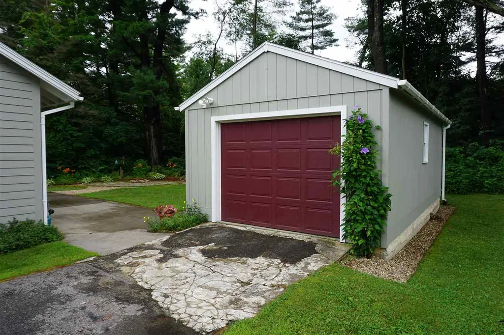 31 Lucinda Terrace Keene NH 03431