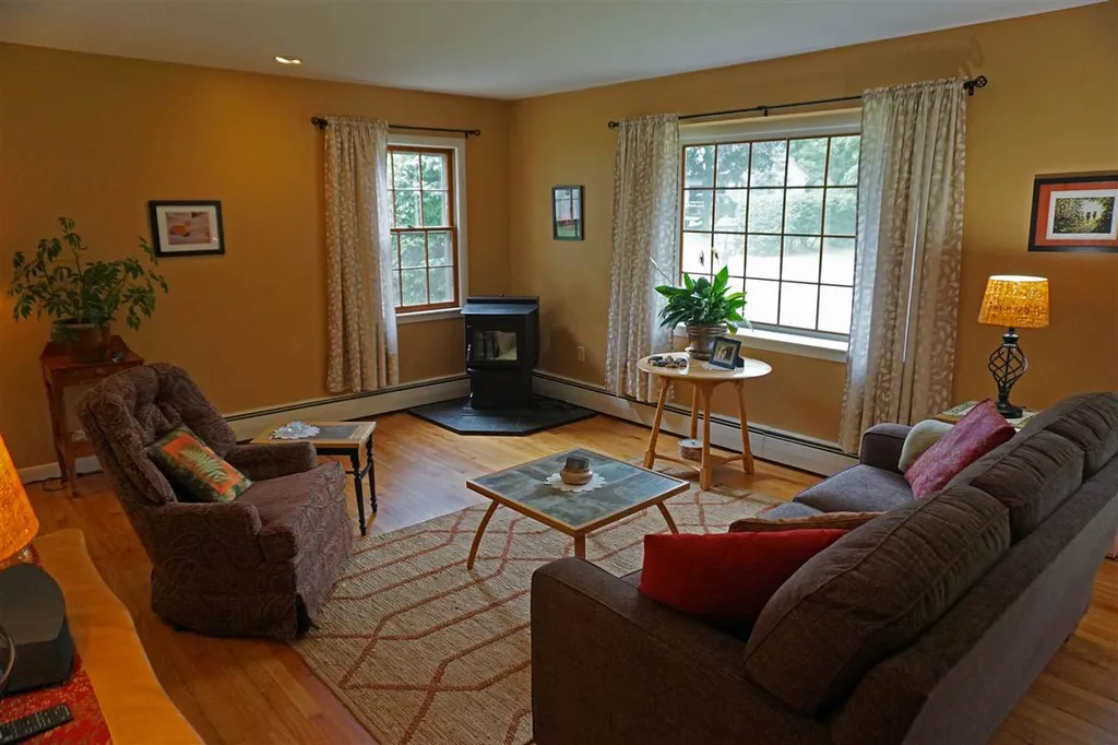 31 Lucinda Terrace Keene NH 03431