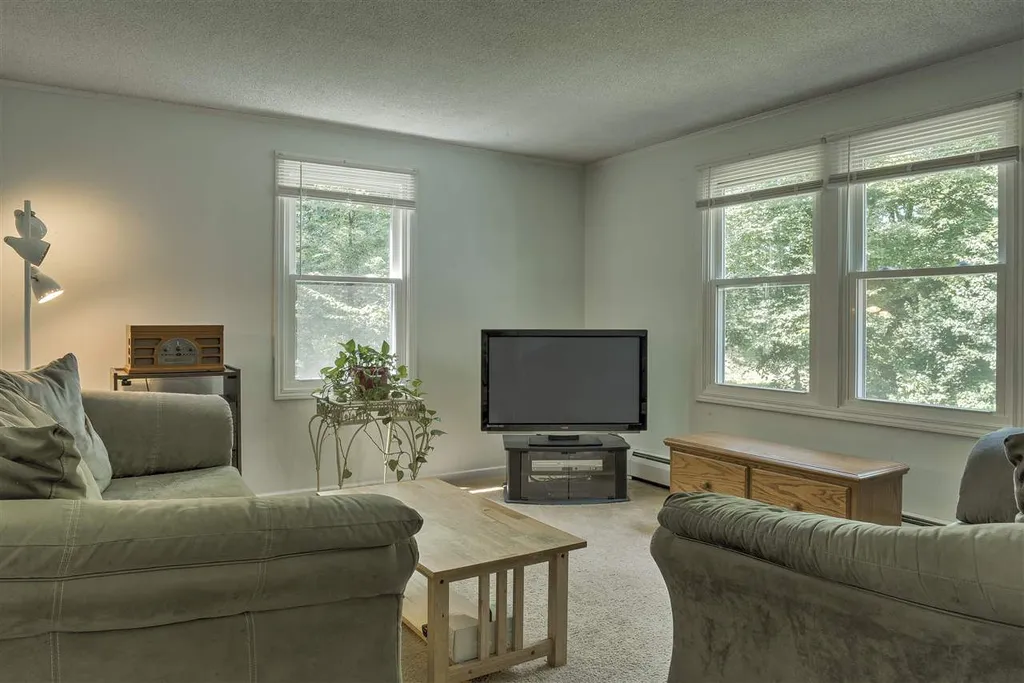 35 Salisbury Road Keene NH 03431