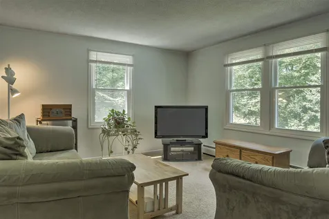 35 Salisbury Road Keene NH 03431