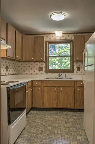 35 Salisbury Road Keene NH 03431