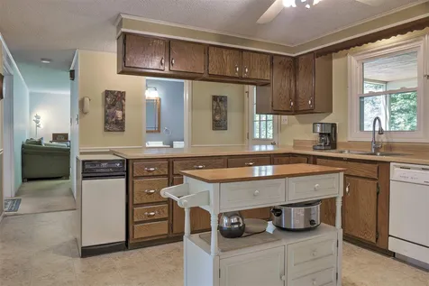 35 Salisbury Road Keene NH 03431