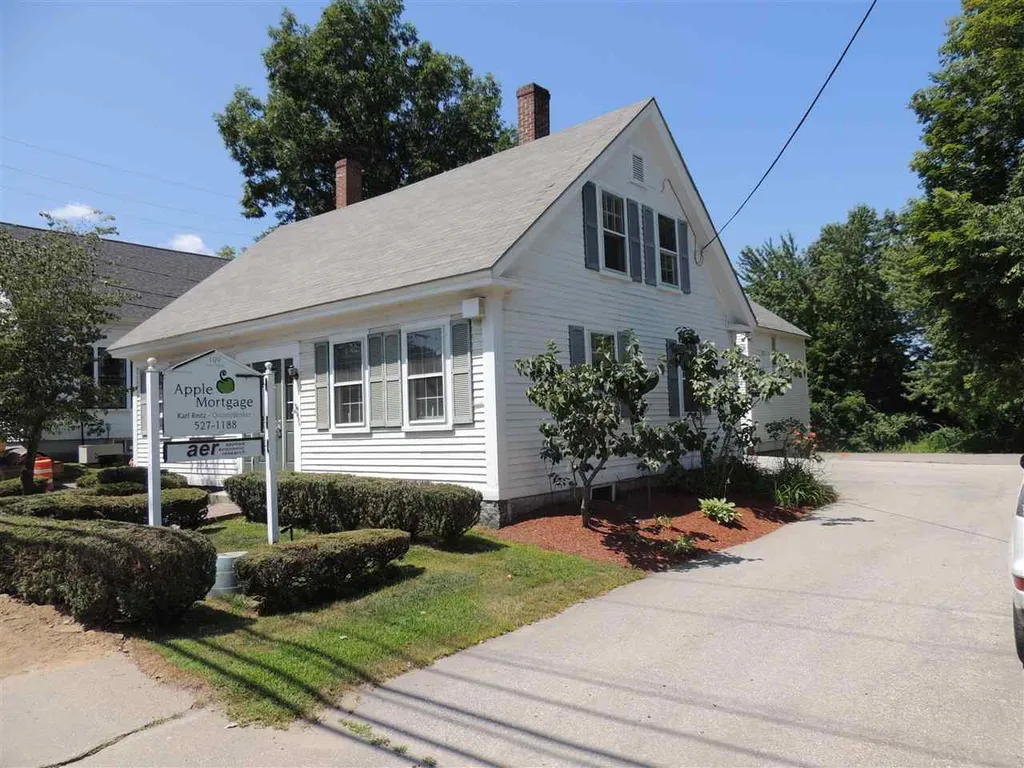 109 Court Street Laconia NH 03246