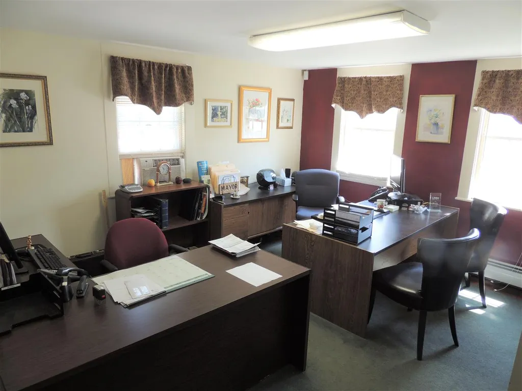 109 Court Street Laconia NH 03246