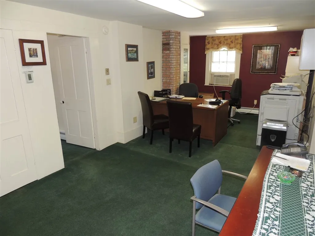 109 Court Street Laconia NH 03246