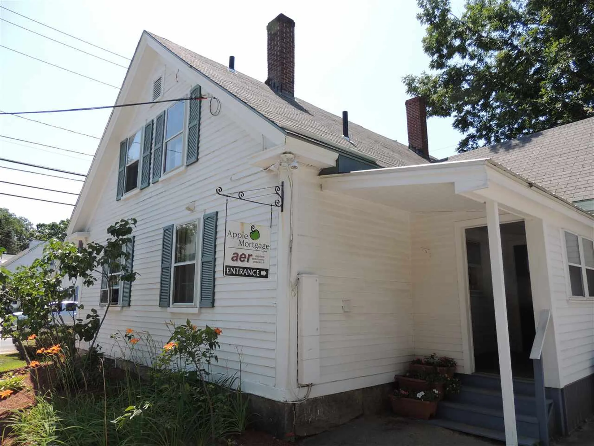 109 Court Street Laconia NH 03246