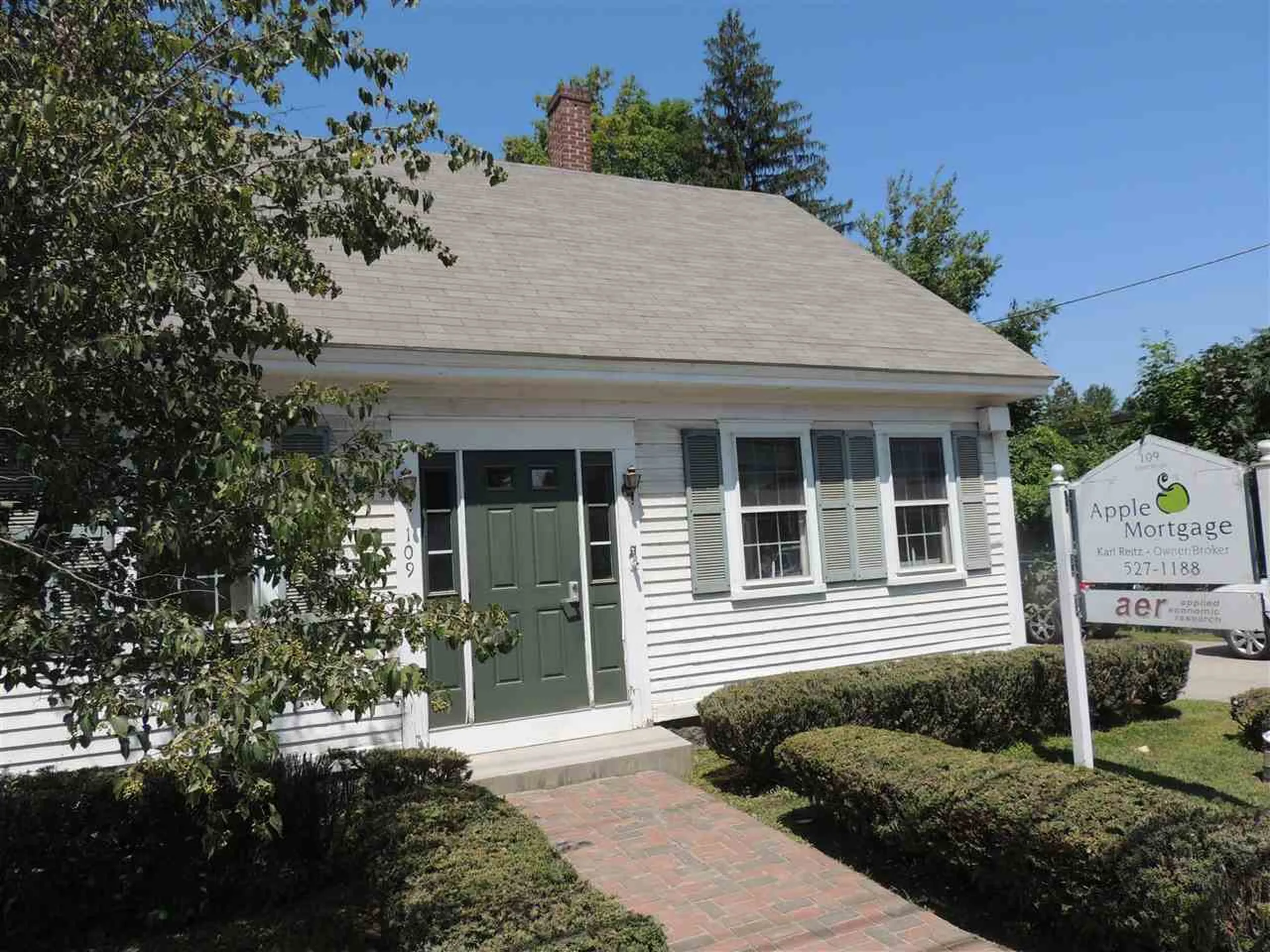 109 Court Street Laconia NH 03246