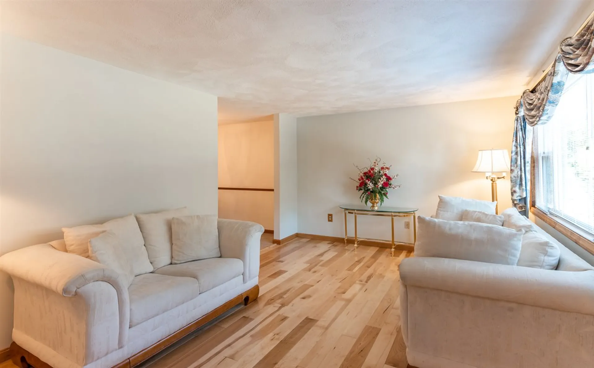 23 South London Drive Nashua NH 03062