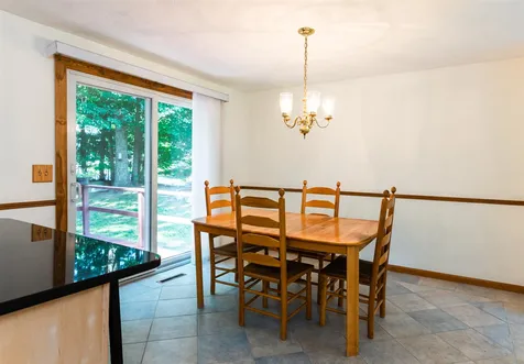 23 South London Drive Nashua NH 03062