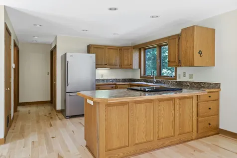 8 Watershed Lane Wilmot NH 03287