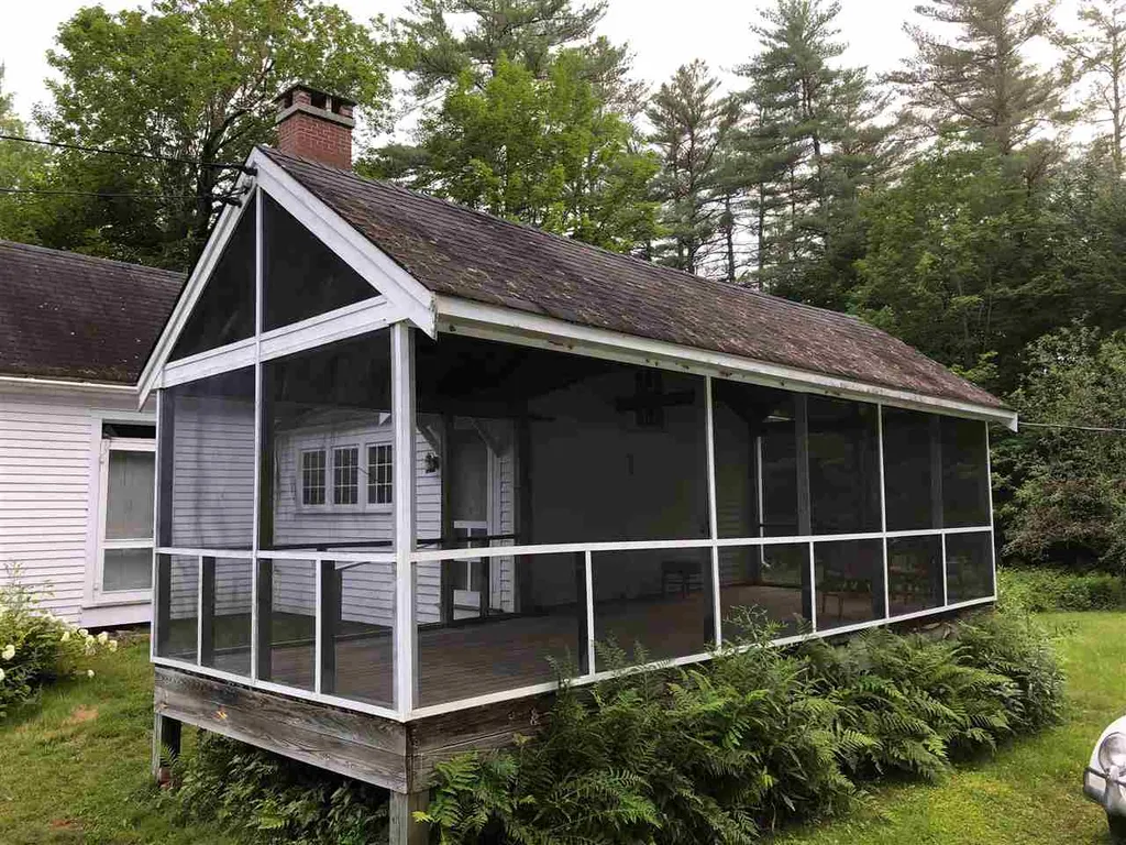 156 Middle Road Sandwich NH 03227