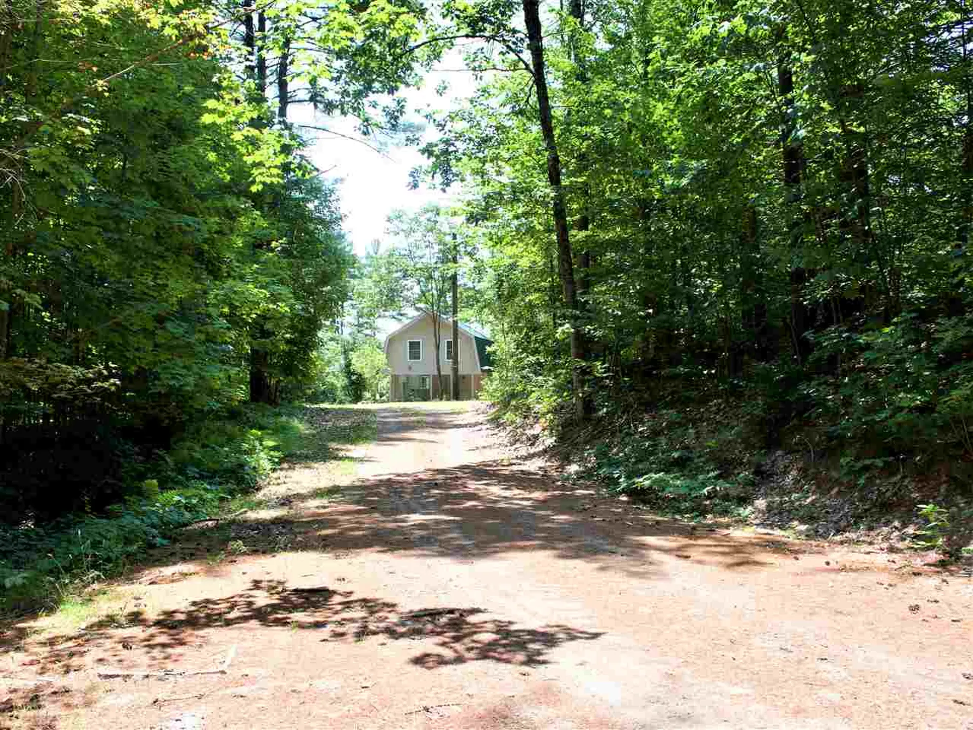 589 Town House Road Effingham NH 03882