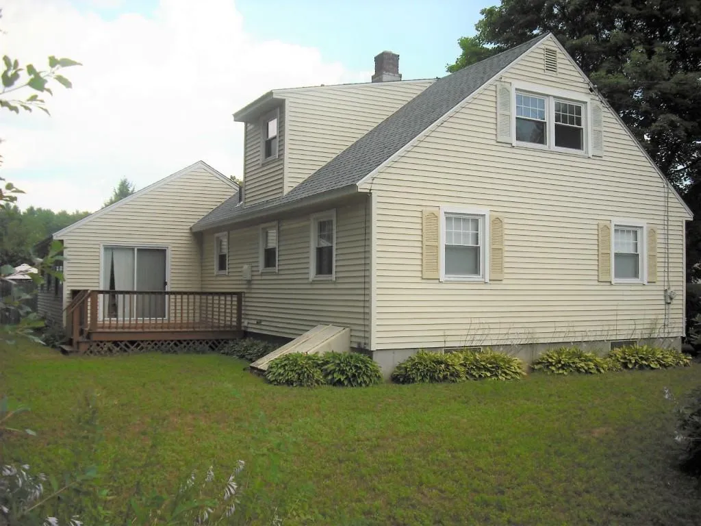 11 Iceland Circle Keene NH 03431