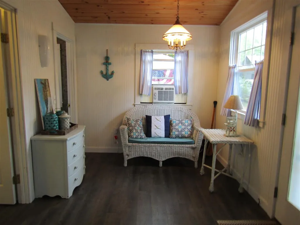 85 Webster Avenue Franklin NH 03235