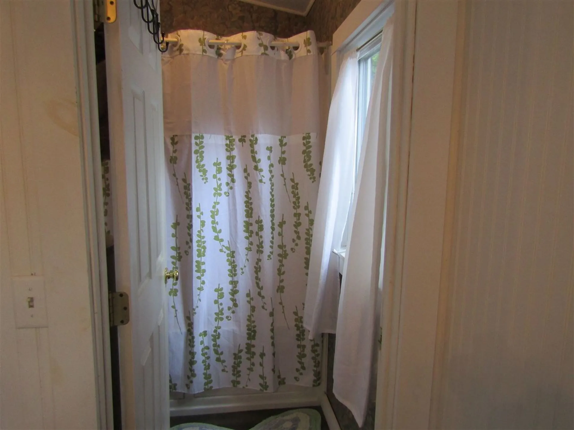 85 Webster Avenue Franklin NH 03235