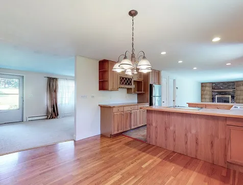 10 Hillside Road North Hampton NH 03862