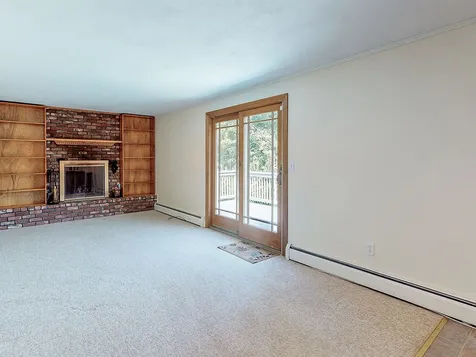 10 Hillside Road North Hampton NH 03862