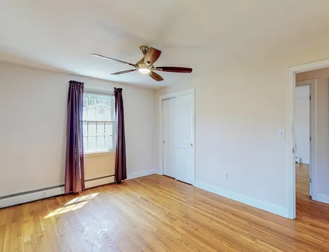 10 Hillside Road North Hampton NH 03862