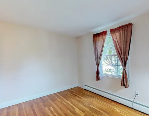 10 Hillside Road North Hampton NH 03862