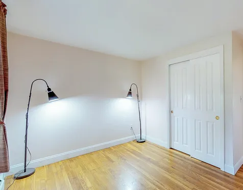 10 Hillside Road North Hampton NH 03862