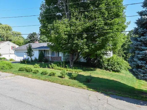 10 Hillside Road North Hampton NH 03862