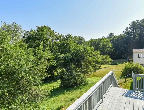 10 Hillside Road North Hampton NH 03862