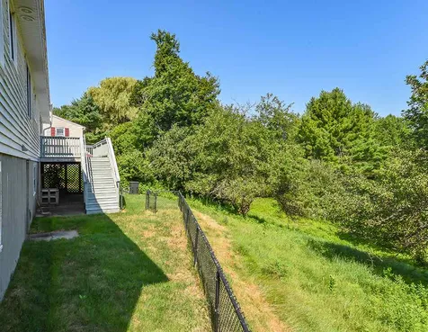 10 Hillside Road North Hampton NH 03862