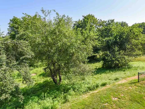 10 Hillside Road North Hampton NH 03862