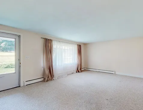 10 Hillside Road North Hampton NH 03862