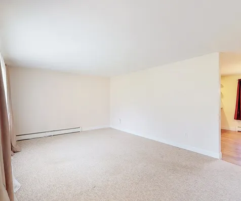 10 Hillside Road North Hampton NH 03862