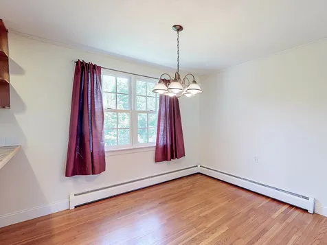 10 Hillside Road North Hampton NH 03862