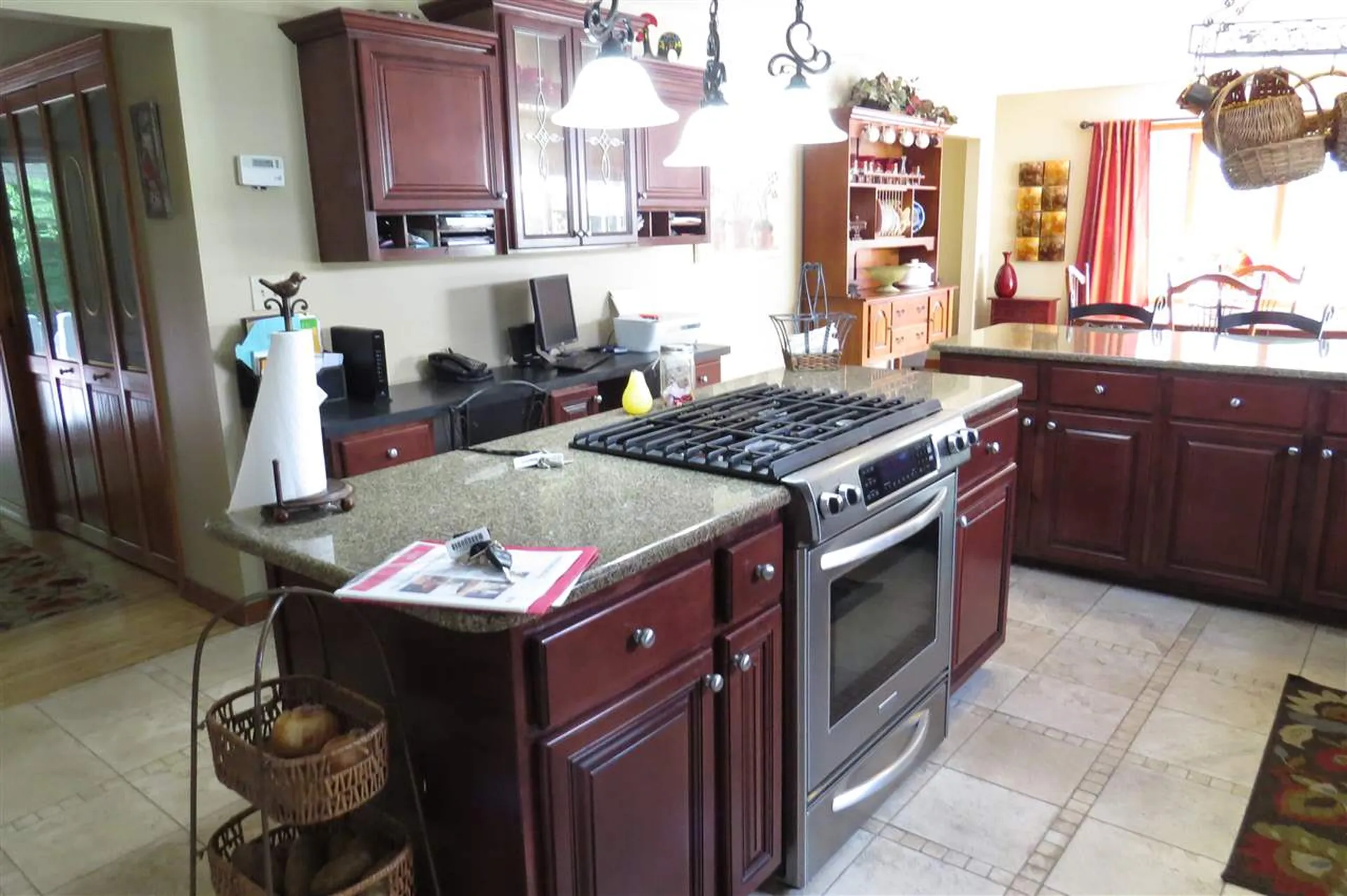 220 Pingree Hill Road Auburn NH 03032