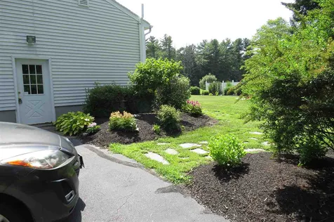 220 Pingree Hill Road Auburn NH 03032