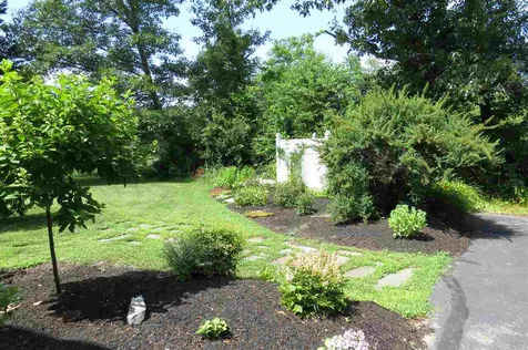 220 Pingree Hill Road Auburn NH 03032