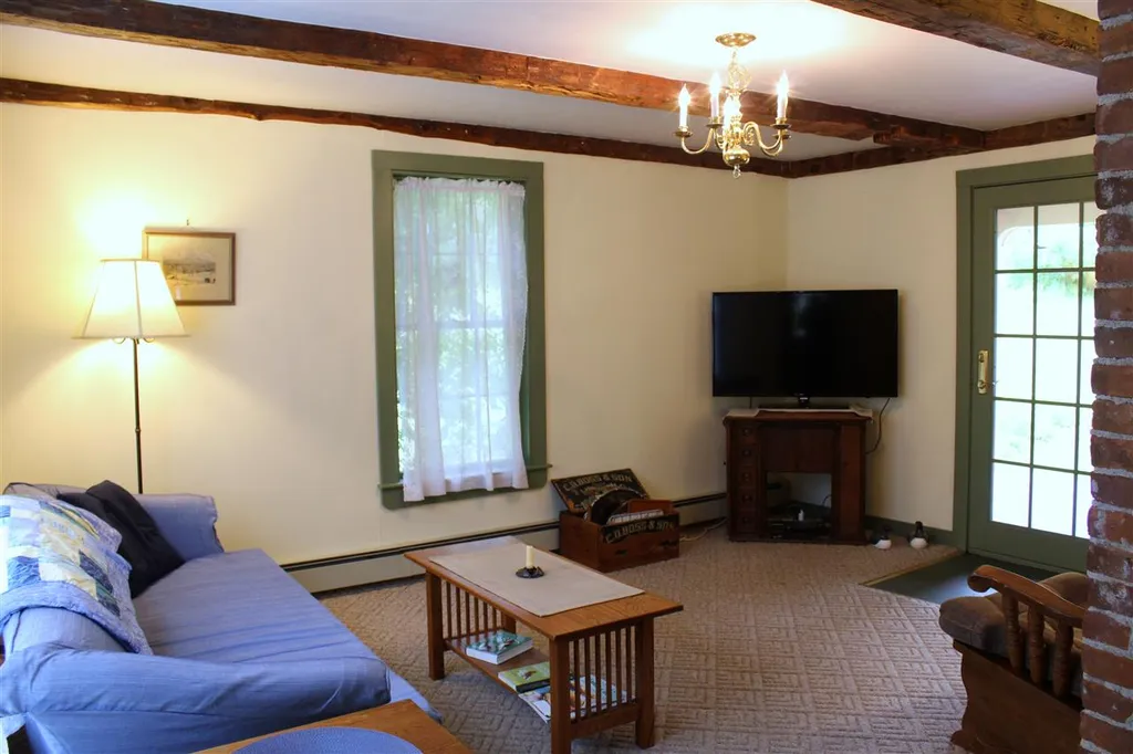 296 Slab City Road Grafton NH 03240