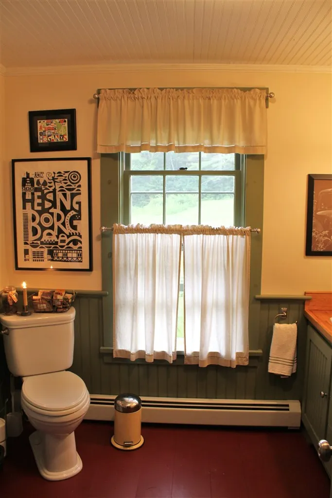 296 Slab City Road Grafton NH 03240