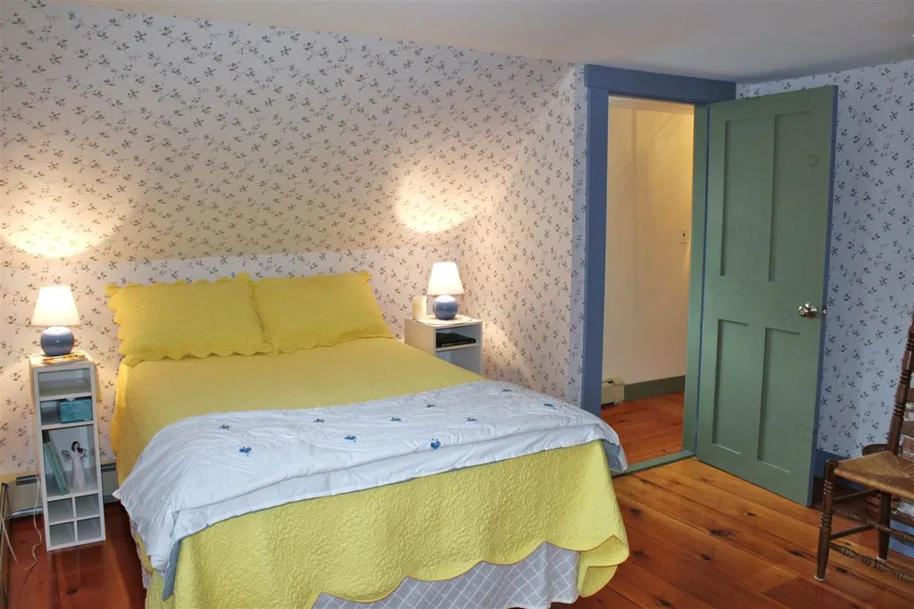 296 Slab City Road Grafton NH 03240