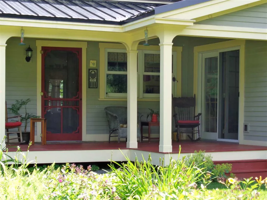 296 Slab City Road Grafton NH 03240