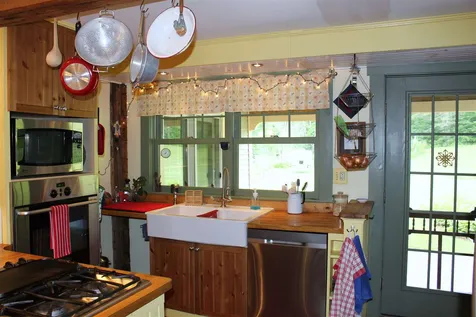 296 Slab City Road Grafton NH 03240