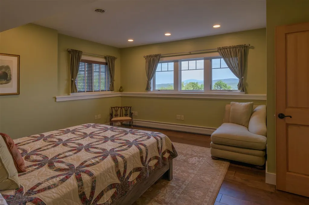 52 Harbor Hill Road Sunapee NH 03782