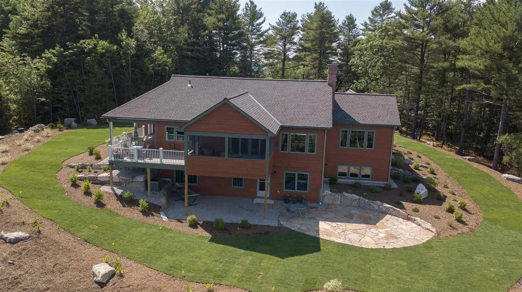 52 Harbor Hill Road Sunapee NH 03782