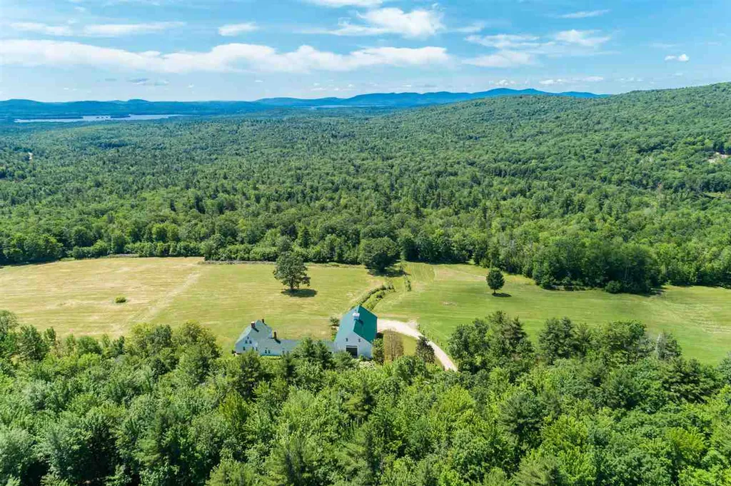 172 Pork Hill Road Wolfeboro NH 03894
