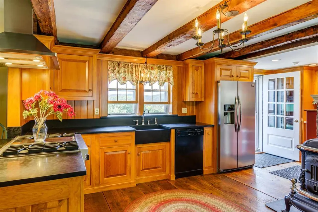 172 Pork Hill Road Wolfeboro NH 03894