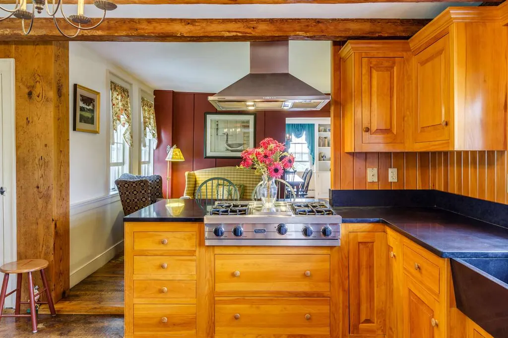 172 Pork Hill Road Wolfeboro NH 03894