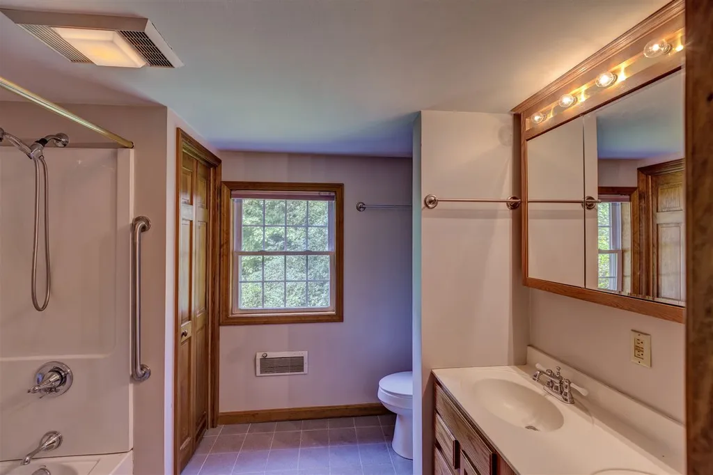 173 Maple Street Andover NH 03216